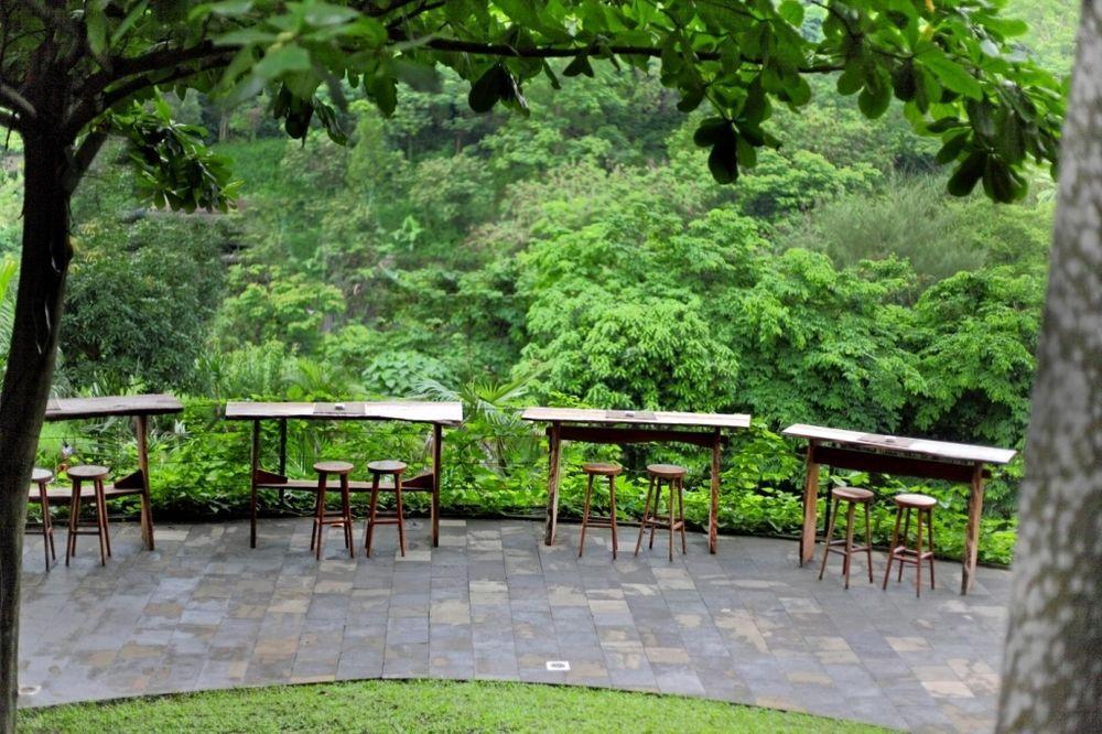 Oak Tree Emerald Hotel & Coventions Semarang Exterior foto